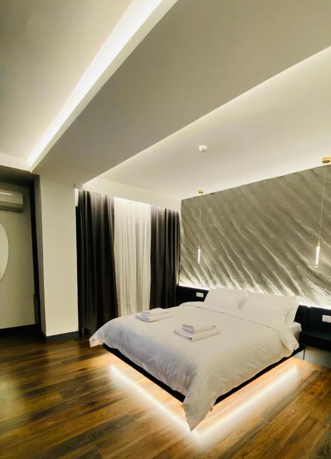 Casa de hóspedes Tirana Central Rooms *