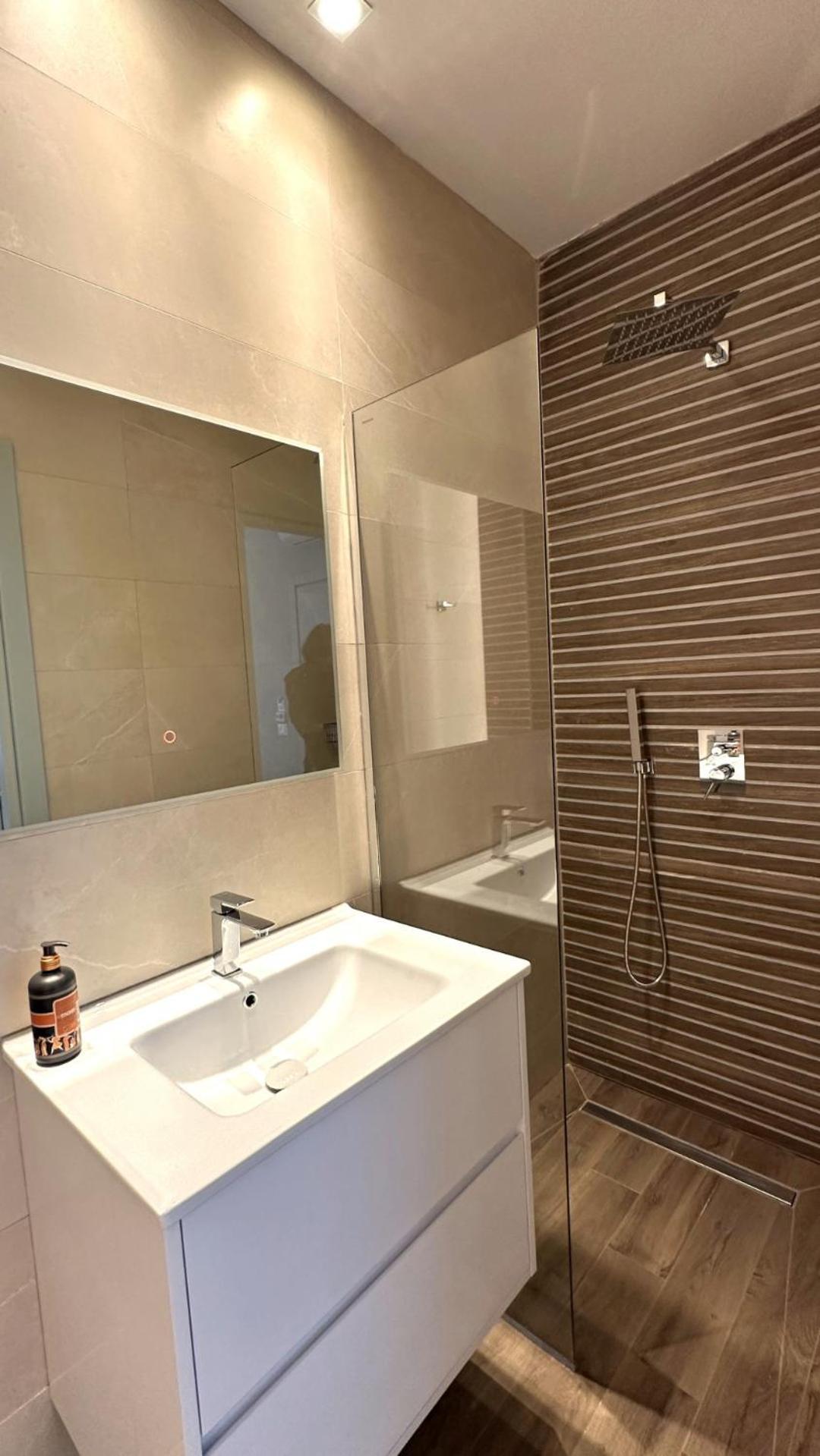 Tirana Central Rooms * Tirana